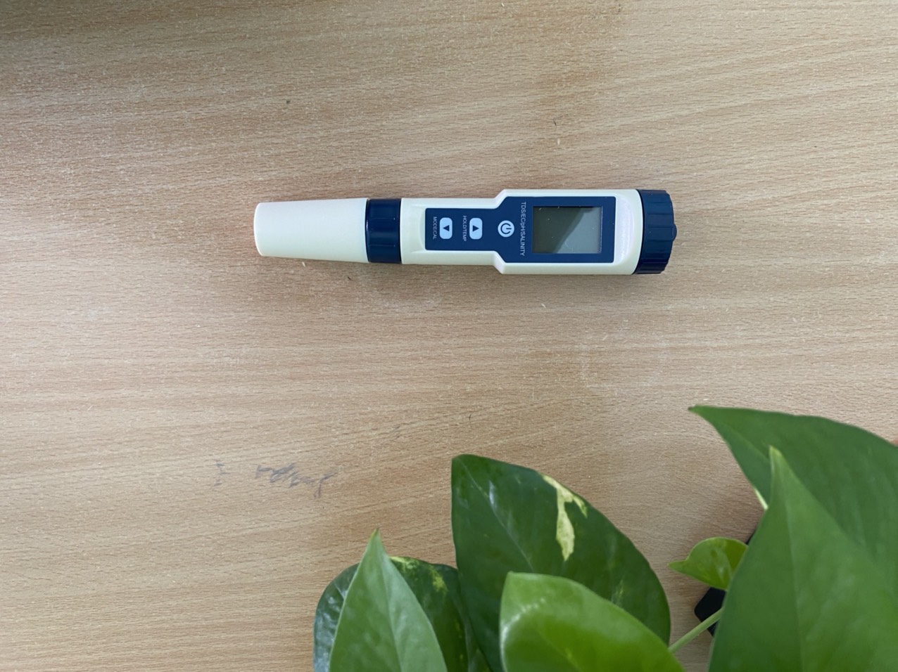 Bút đo 5 trong 1 ( pH, TDS, độ dẫn diện, độ mặn, nhiệt độ)